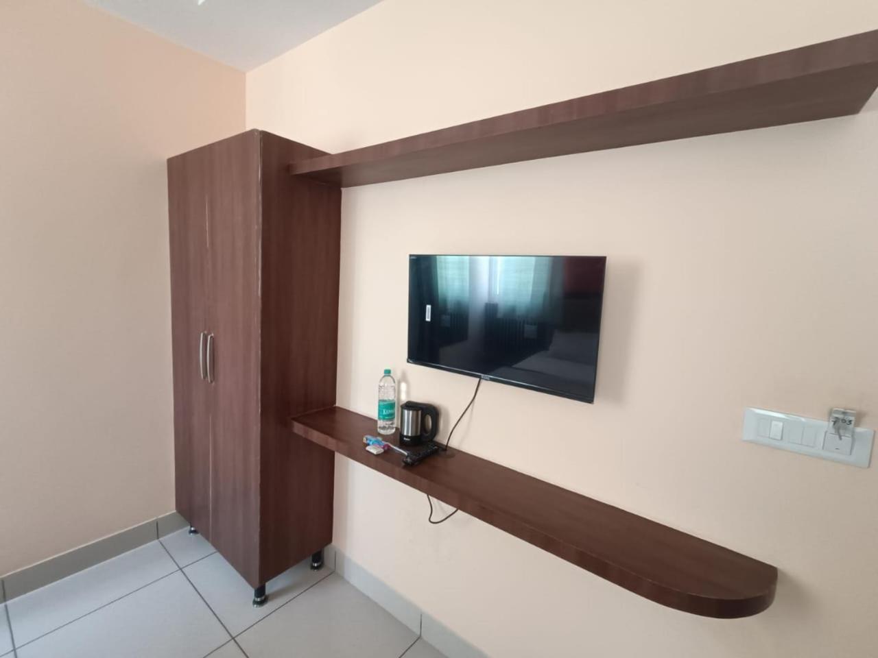 Om Hotel Rohtak Exteriér fotografie